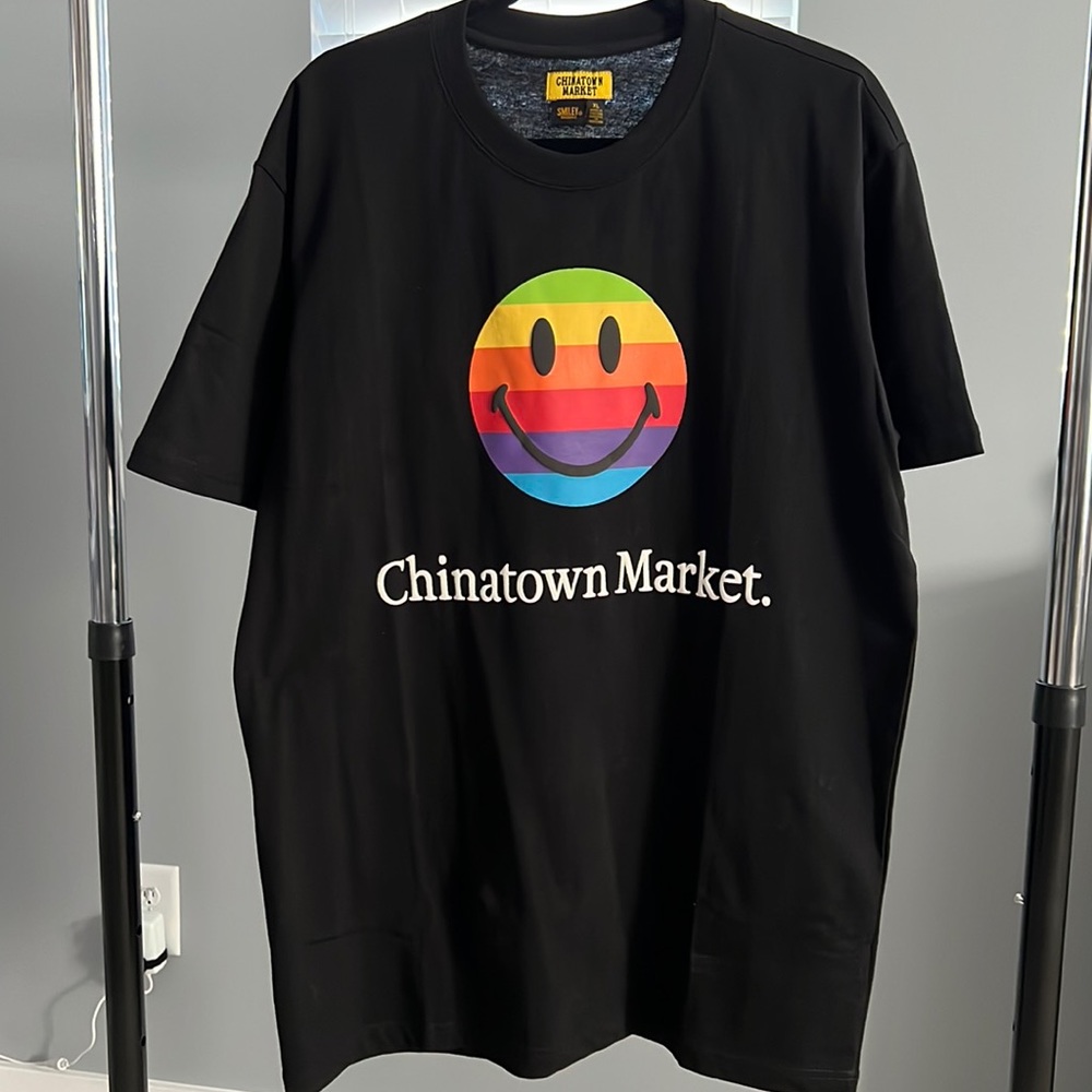 Chinatown Market Smiley Tee
